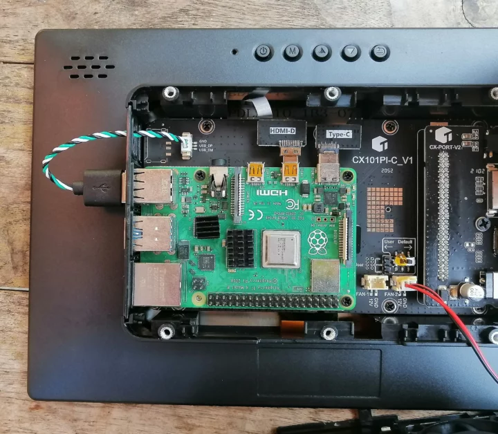 Raspberry-Pi-4-installation-touch-panel