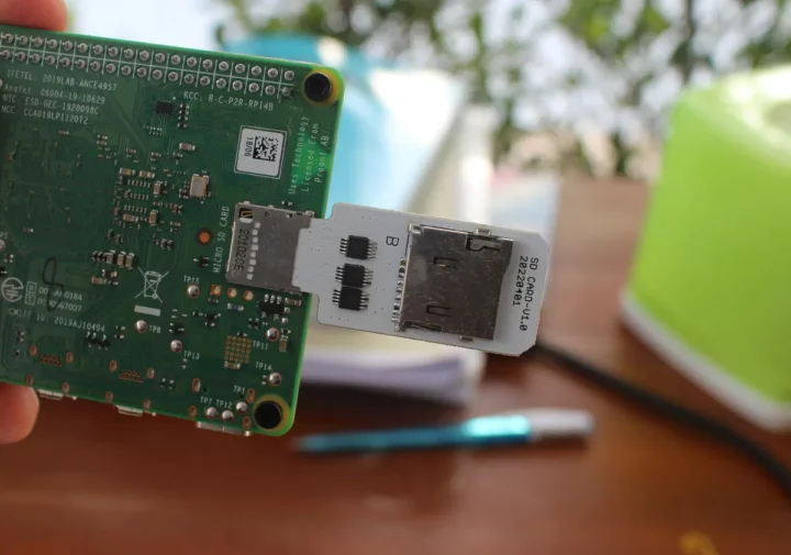 Dual-microSD-adapter-for-Raspberry-Pi