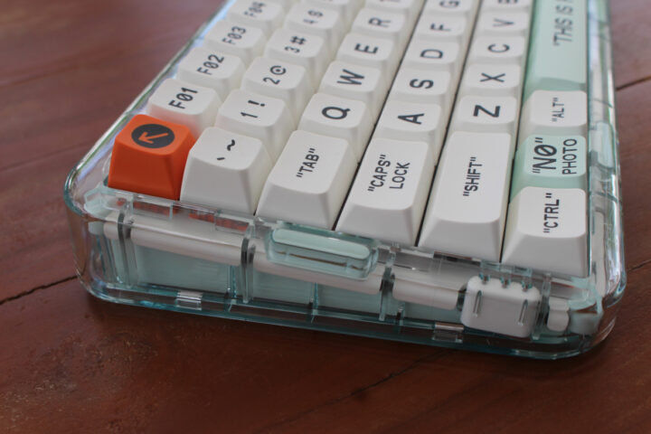 mojo-84-Mechanical-keyboard.ข้าง