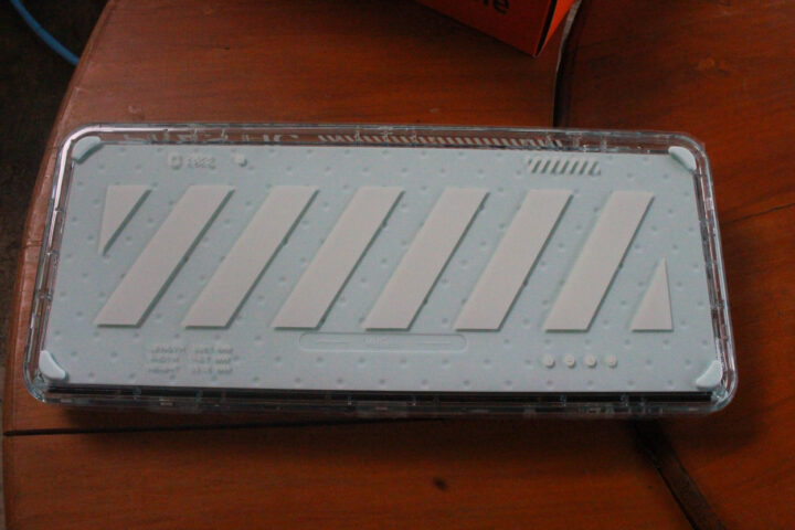 mojo-84-Mechanical-keyboard.พื้น