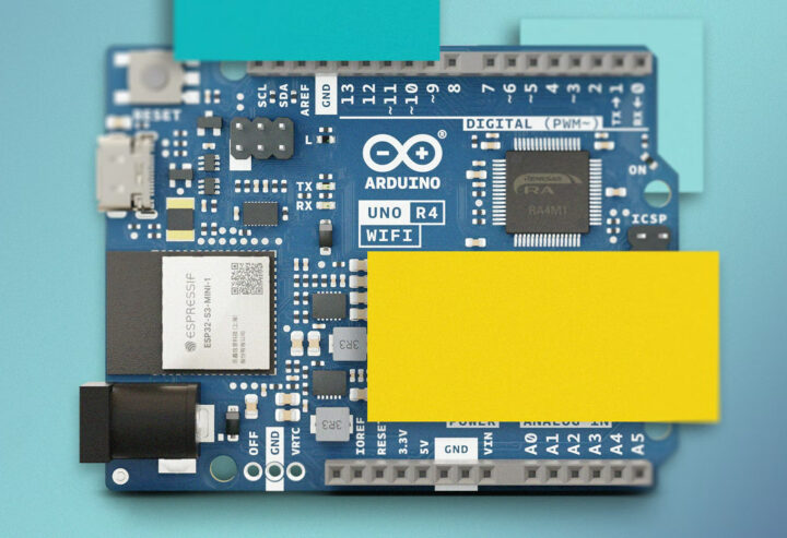 Arduino UNO R4 board