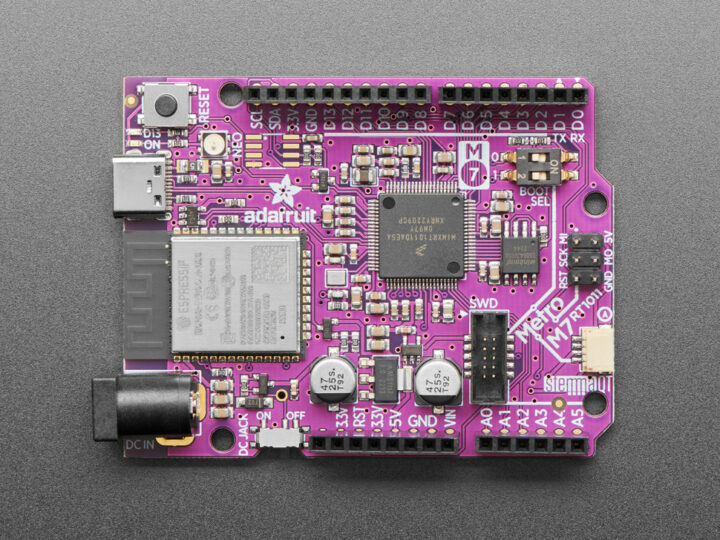NXP i.MX RT1011 Arduino UNO board