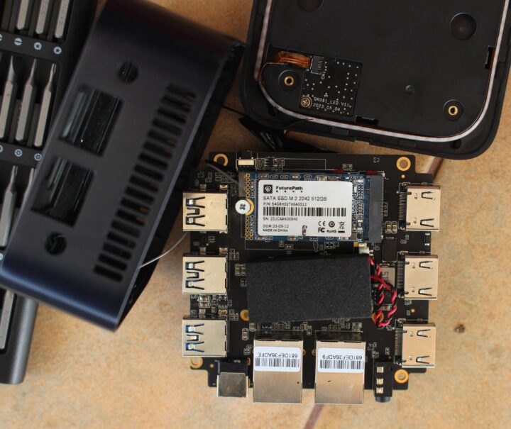 mini PC N97 teardown.sata SSD M.2
