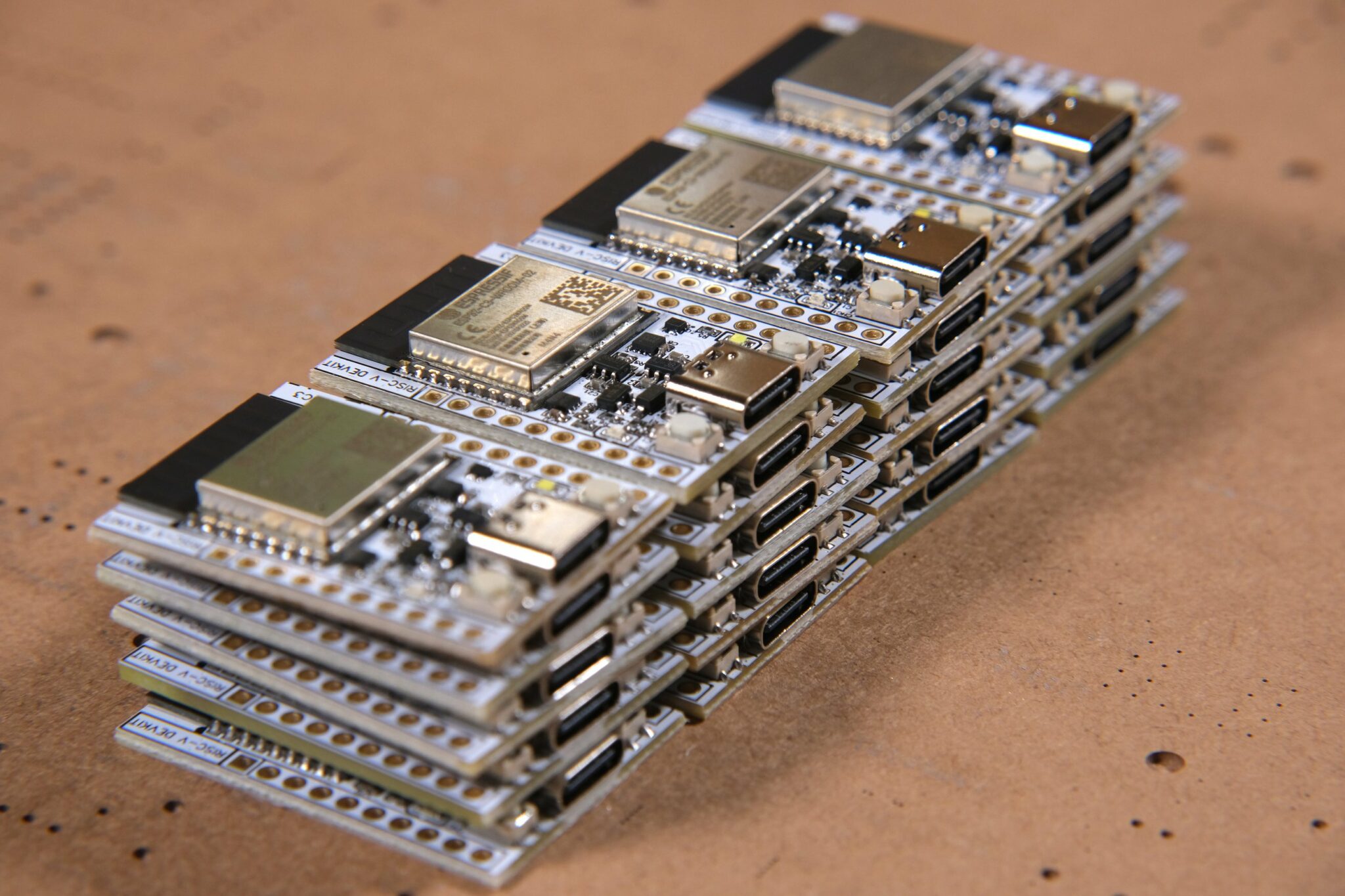 บอร์ด IoT ESP32-C3 ที่ใช้แบตเตอรี่ พร้อมเฟิร์มแวร์ ESPHome ใช้งานร่วม ...