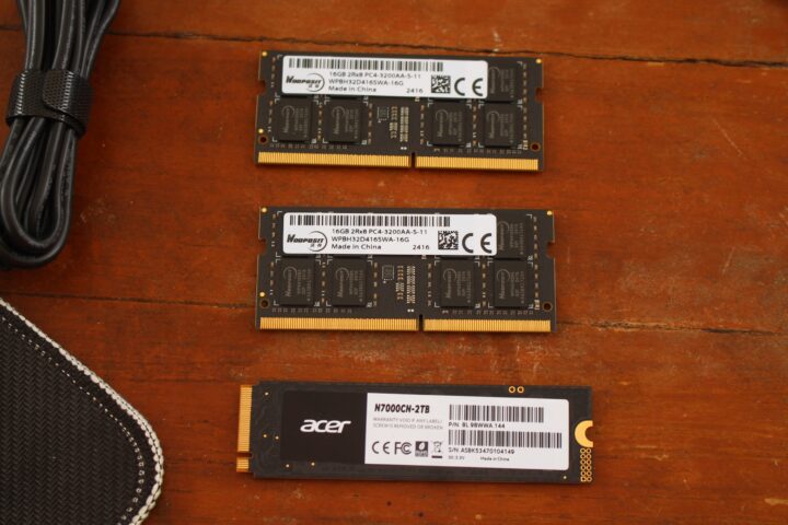 RAM 32GB Storge 2TB