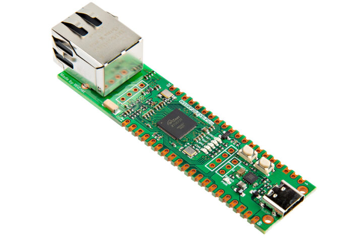 W55RP20-EVB-PICO evaluation board