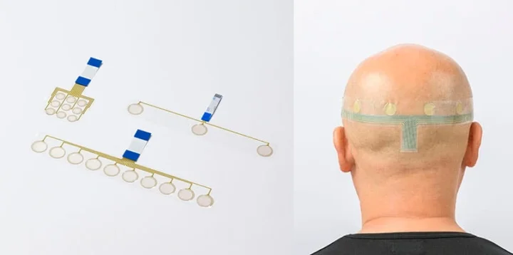 Stretchable bioelectrode array sheets for bio potential and bioimpedance measurements