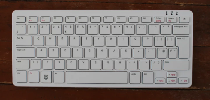 Raspberry Pi 500 UK Keyboard Layout