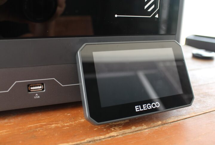 ELEGOO Cenauri Carbon 3D printer display USB