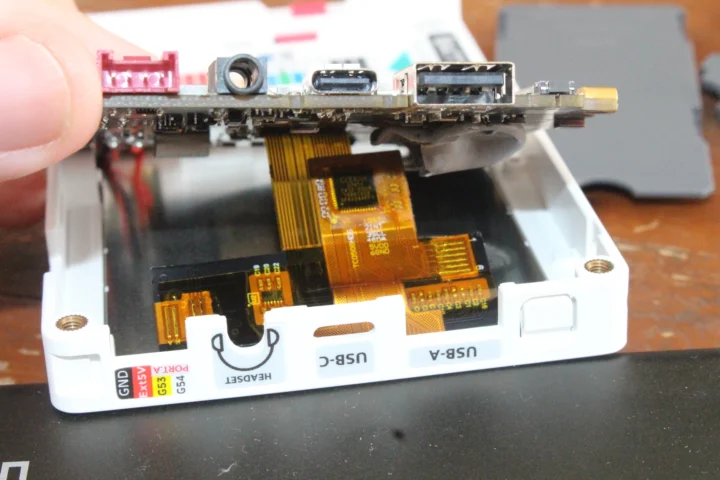 ESP32-P4 board GT911 touchscreen controller