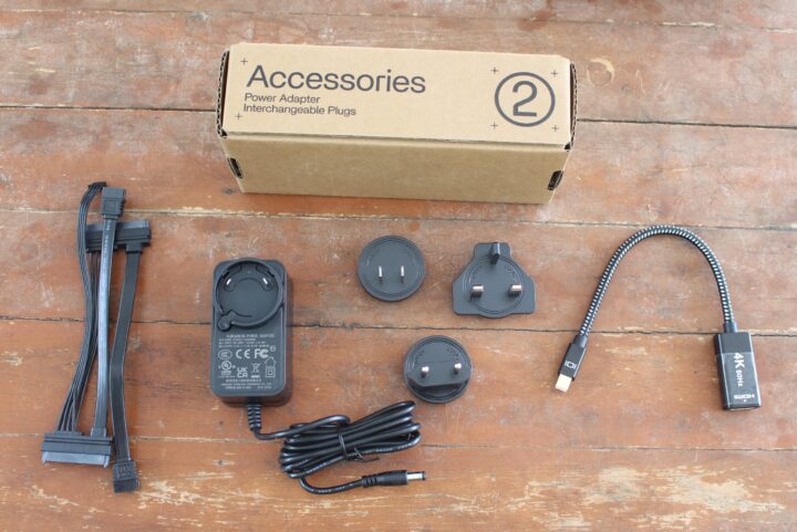 ZimaBoard 2 accessories