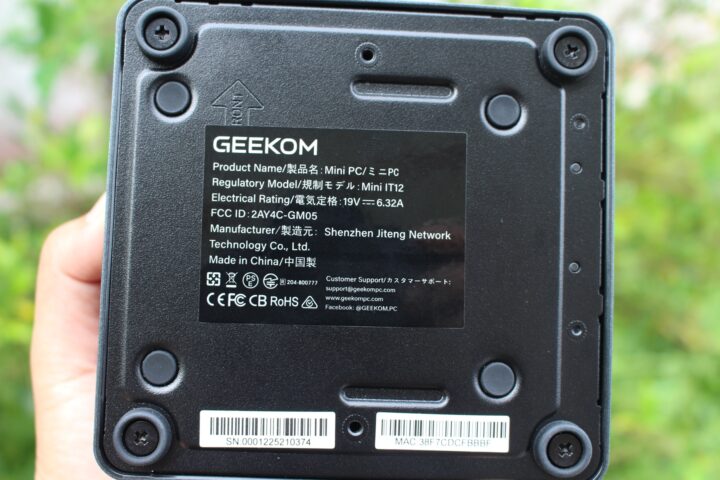 GEEKOM Mini IT12 Intel i7 1280P bottom
