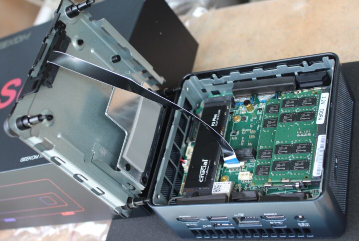GEEKOM Mini IT12 Intel i7 1280P teardown