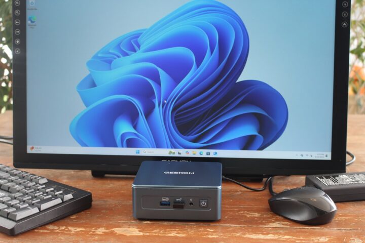 GEEKOM Mini IT12 Mini PC review Intel i7 1280P windows