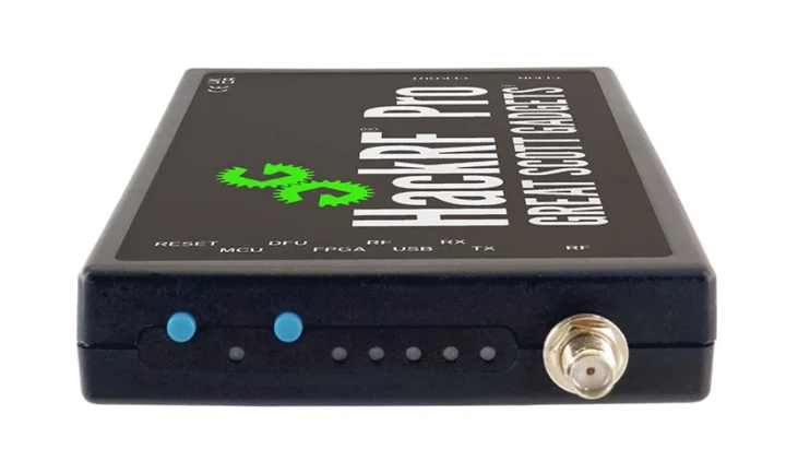 HackRF Pro RF SMA connector LEDs