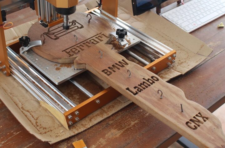 LUNYEE 3018 Pro Ultra CNC wood