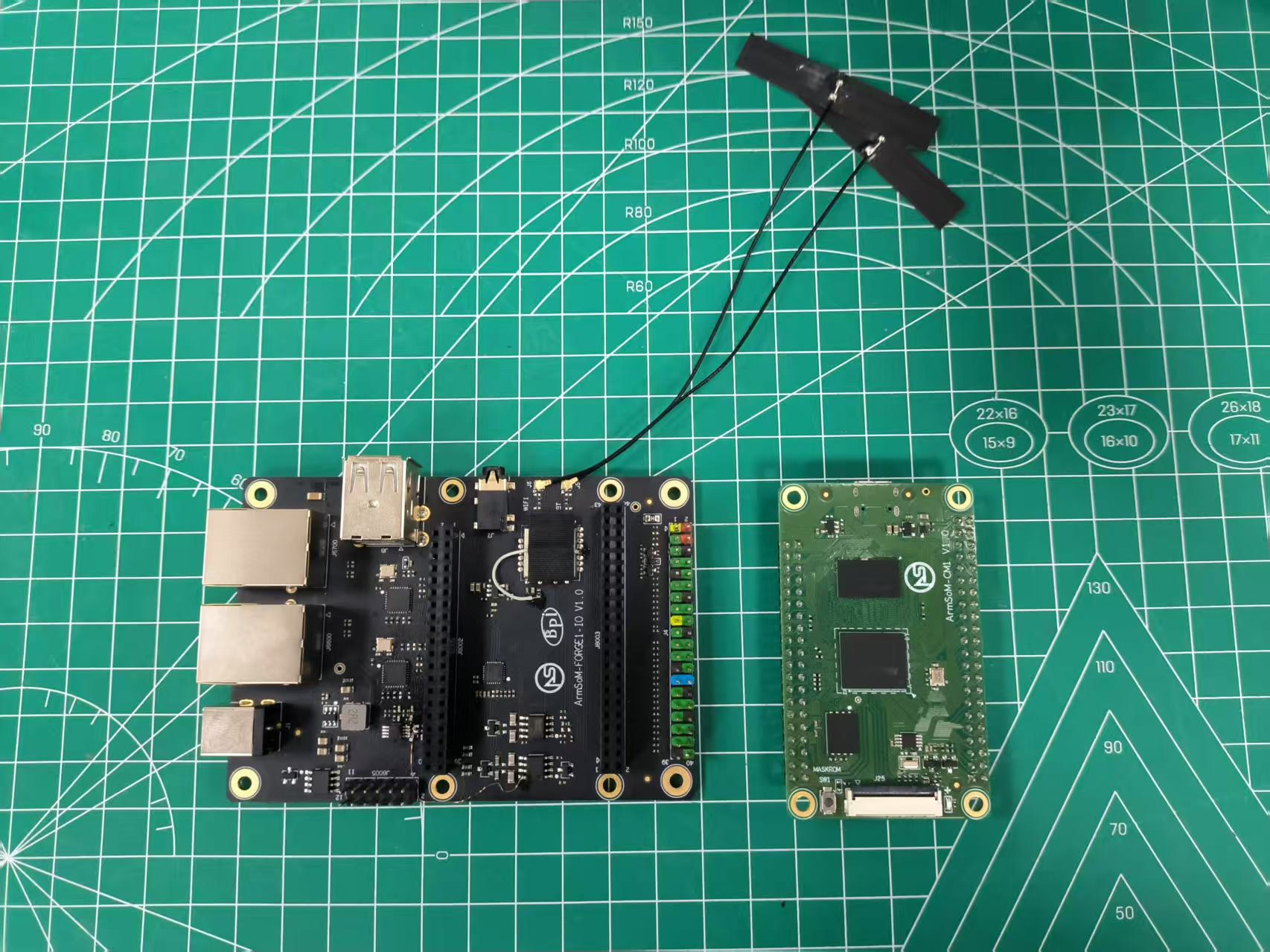 ArmSom CM1 RK3506J Compute Module and Carrier board