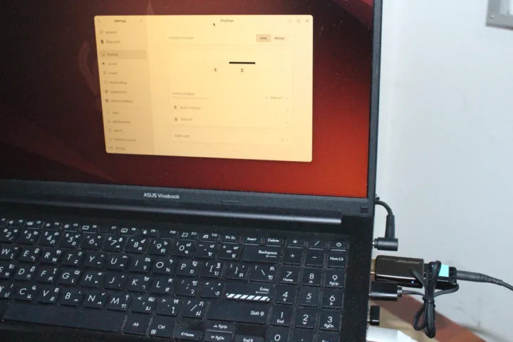 Fiber HDMI cable Ubuntu laptop
