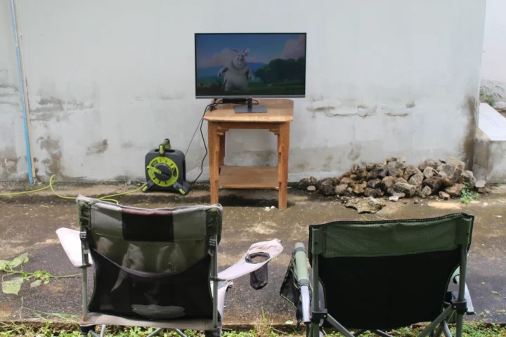Outdoor 4K TV 