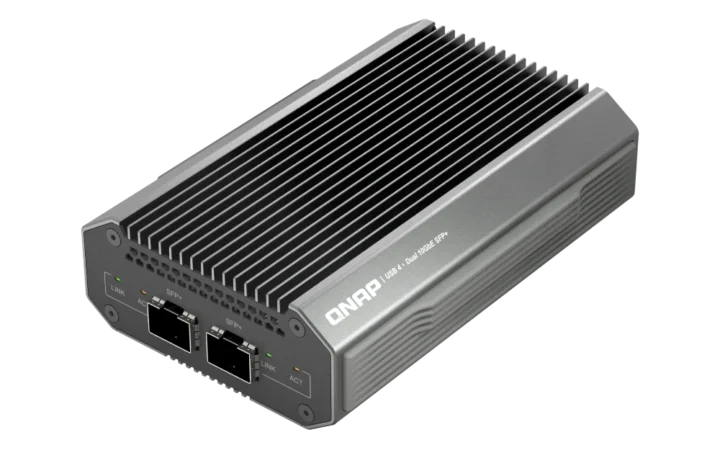 QNAP USB4 Dual 10GbE SFP adapter