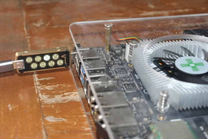 Radxa Orion O6 USB PD 20V