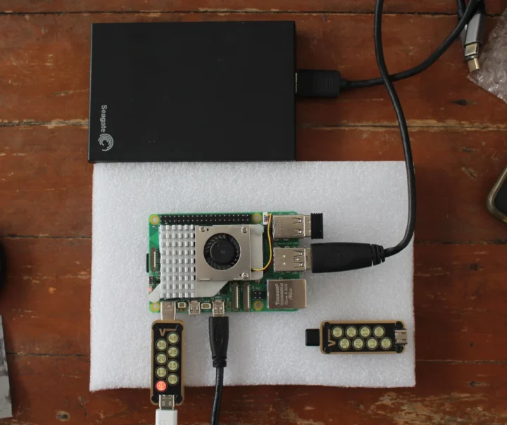 Raspberry Pi 5 USB drive stress test