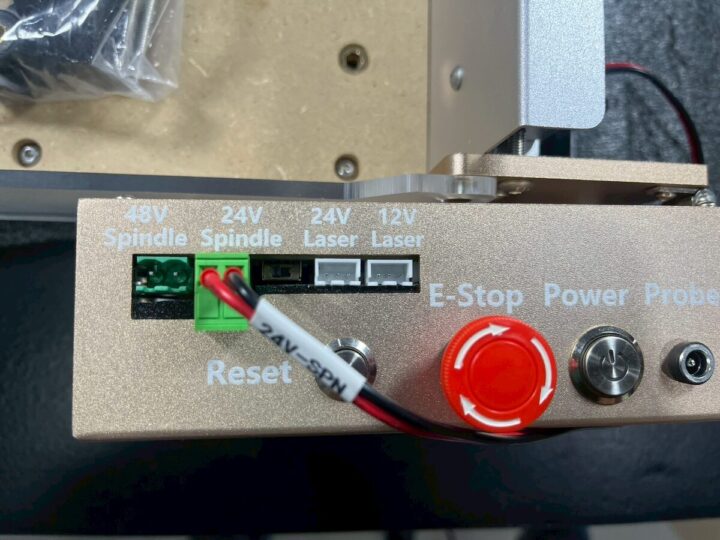 LUNYEE 4040 Pro CNC – Front Panel Ports and Emergency Stop Button