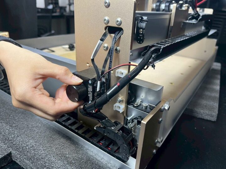 LUNYEE 4040 Pro CNC Manual Adjustment Knob