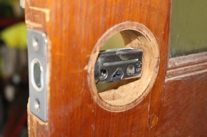Latch installation