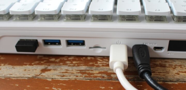 micro HDMI to HDM USB C port micro HDMI to HDM USB C port