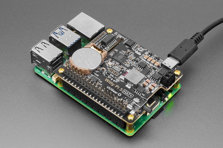 Witty Pi 5 HAT Connected to Raspberry Pi