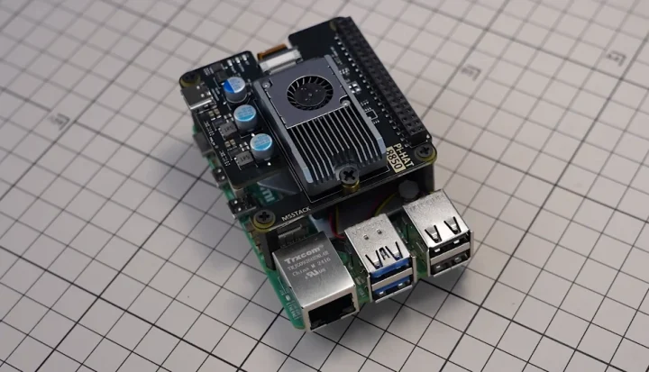 Pi HAT 8850 installed on Raspberry Pi 5 Pi HAT 8850 installed on Raspberry Pi 5