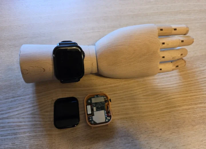 PineTime Pro GPS smartwatch