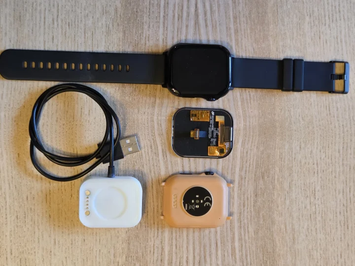 PineTime Pro charger