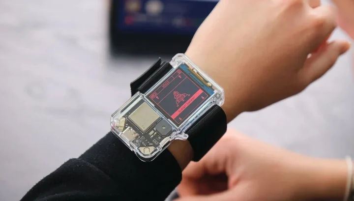 ESP32 NASA Smartwatch ESP32 NASA Smartwatch