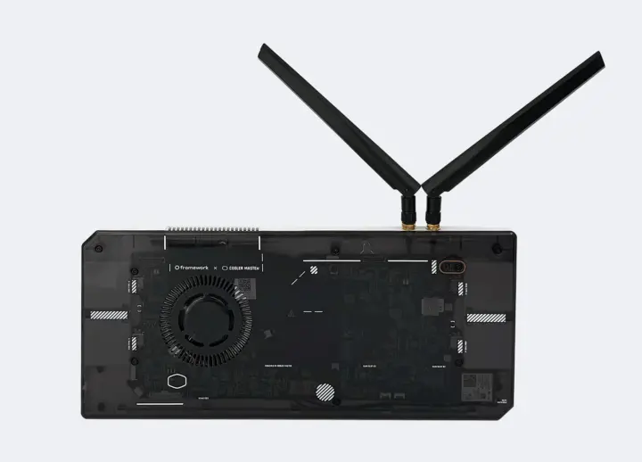 DC-ROMA RISC-V Mainboard III in Cooler Master case