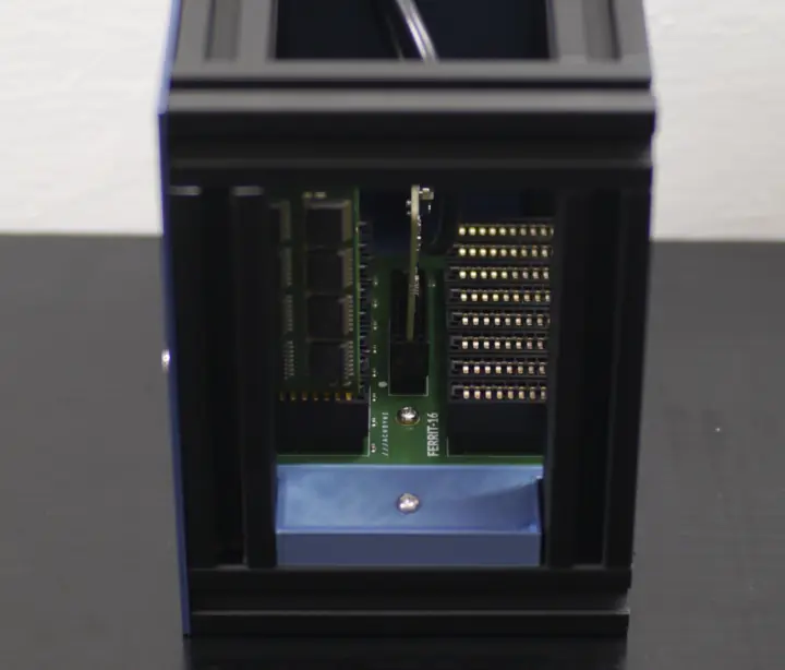 F-RAM storage cube
