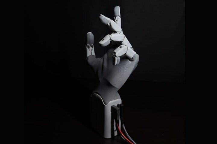 Gesture HW1 &mdash; A 10 DOF Robotic Hand and Wrist