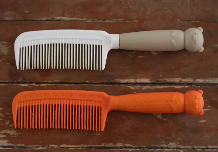 3D scanned Comb 3D printed comb 3D scanned Comb 3D printed comb