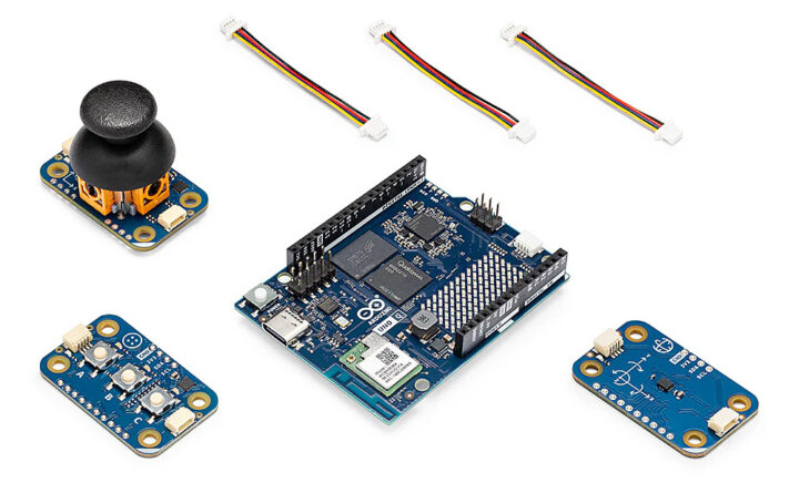 Arduino UNO Q Arcade bundl modules