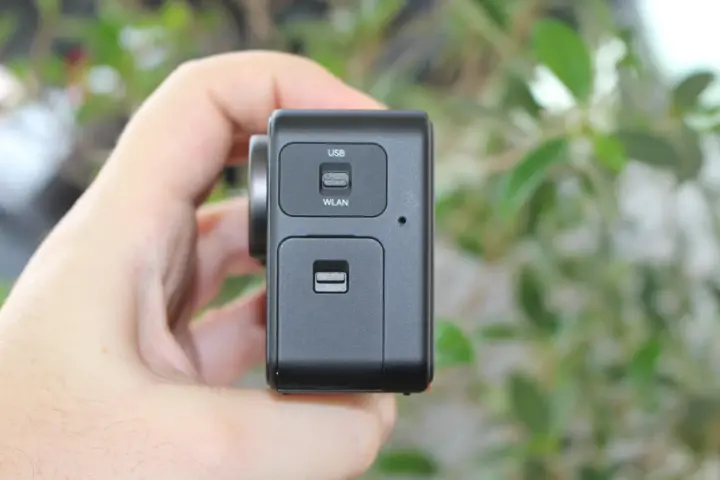 USB WLAN switch battery compartment USB WLAN switch battery compartment