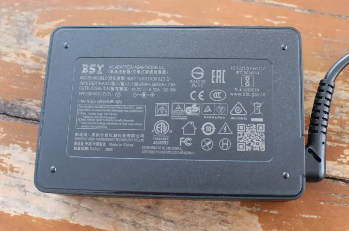19V power supply adapter 120W 19V power supply adapter 120W