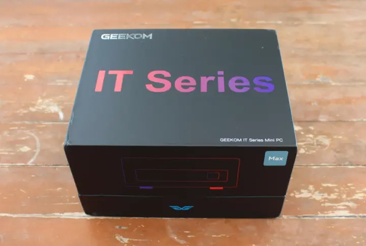 GEEKOM IT13 Max package GEEKOM IT13 Max package