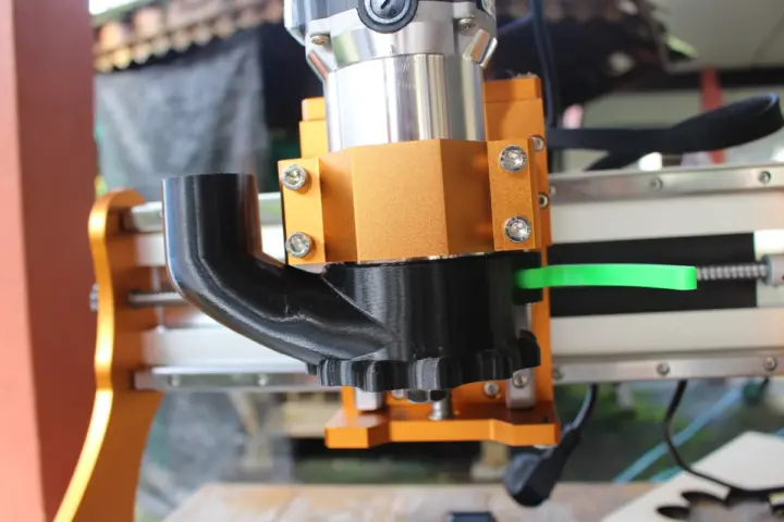 LUNYEE 3020 Nova CNC Dust Shoe Install