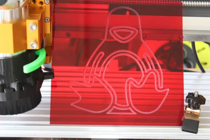 LUNYEE 3020 Nova CNC Engraving acrylic