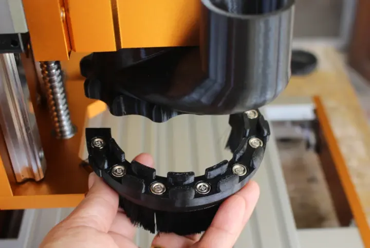 LUNYEE 3020 Nova CNC brush with the magnetic