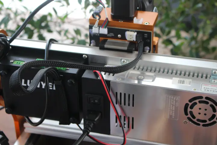 connect power supply withZ Axis Bracket