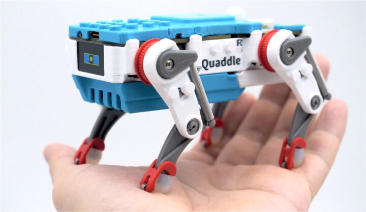 หุ่นยนต์สุนัขจิ๋ว Petoi Quaddle